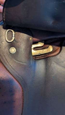 Selle butet 17 pouces