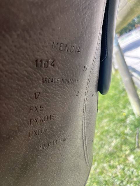 Selle dressage Devoucoux 17''