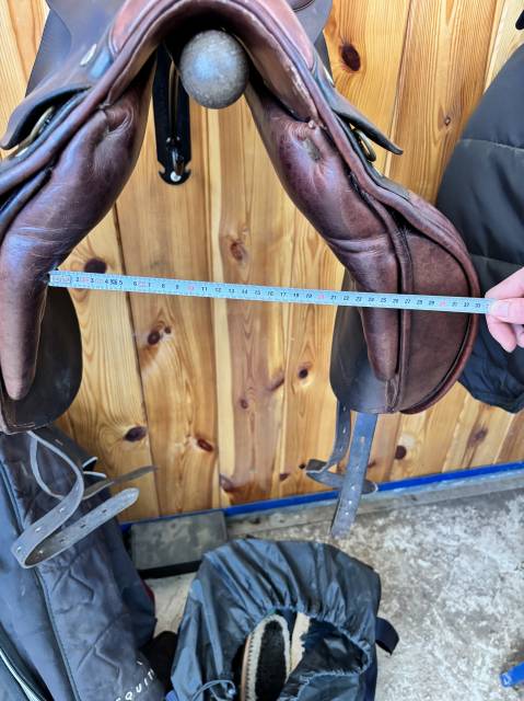 Dressage Cobra 17,5