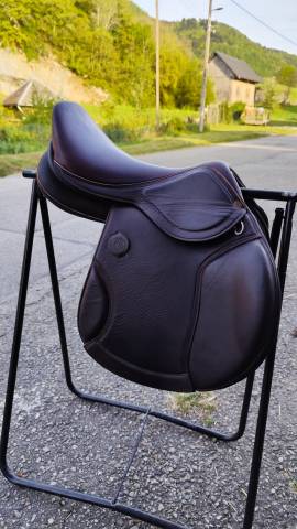 Selle mixte 16.5"