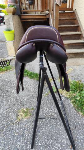 Selle mixte 16.5"