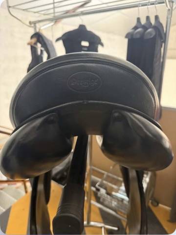 Selle de dressage PRESTIGE Top Hat 