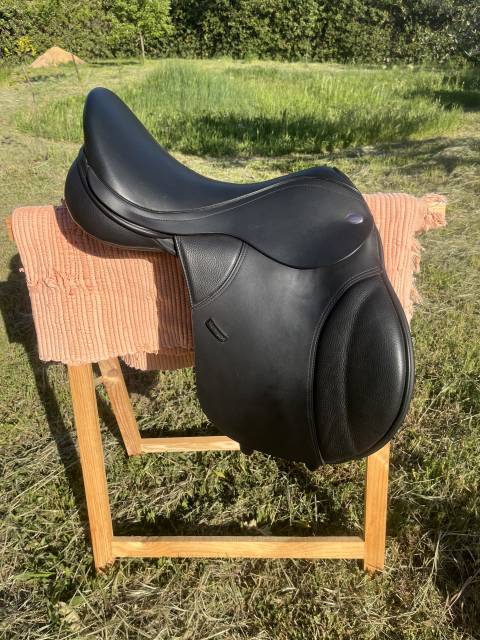 Selle Thorowgood T8 compact noir
