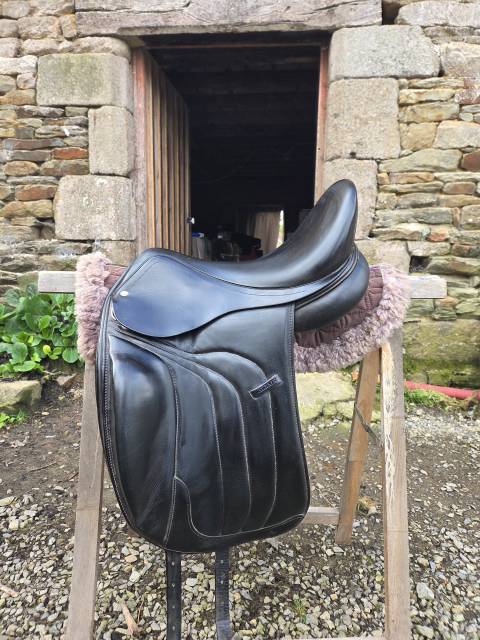 Selle dressage antares