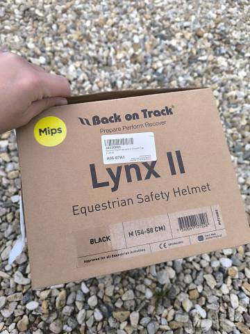 Casque d'&eacute;quitation Back on Track