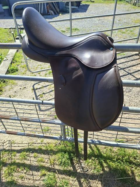 Selle arena cob 17.5"
