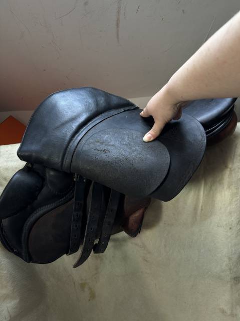 Selle mixte Stubben Siegfried II noire et fauve T.17,5/