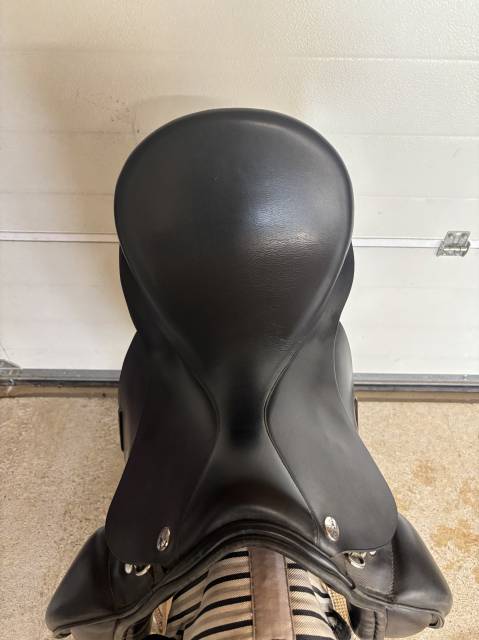 Selle dressage lexhis KLL 17&rdquo;