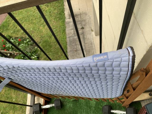 Tapis dressage Eskadron bleu clair