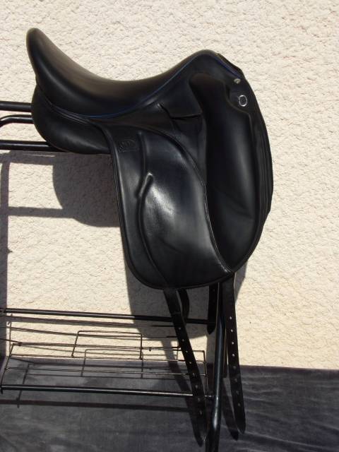 Selle Dressage Devoucoux Makila Lab 17'5