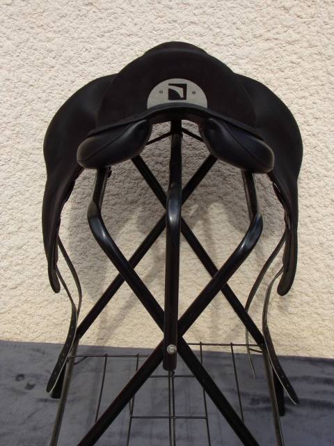 Selle Dressage Childeric DPL &eacute;tat neuf 18'