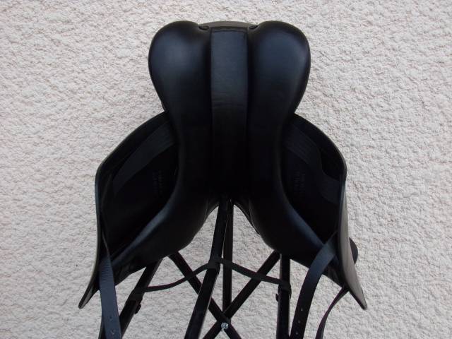 Selle Dressage Aulion 16'5/17'