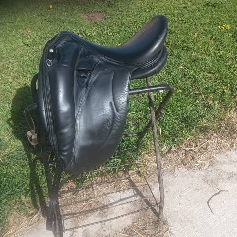 Selle dressage Devoucoux 17,5