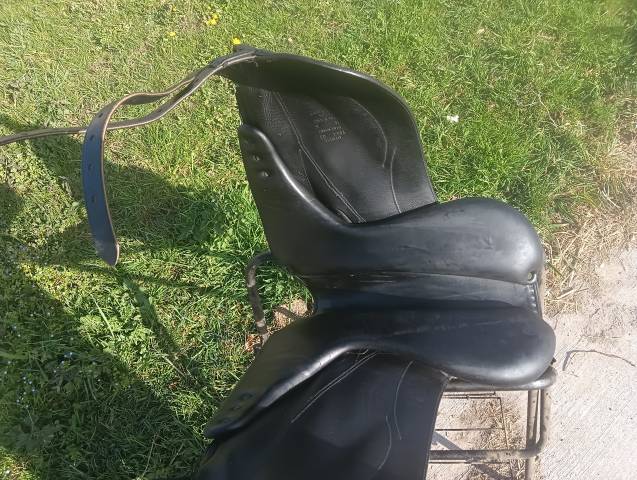 Selle dressage Devoucoux 17,5