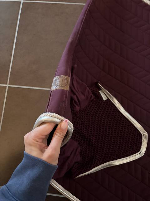 Ensemble tapis et bonnet Harcour 