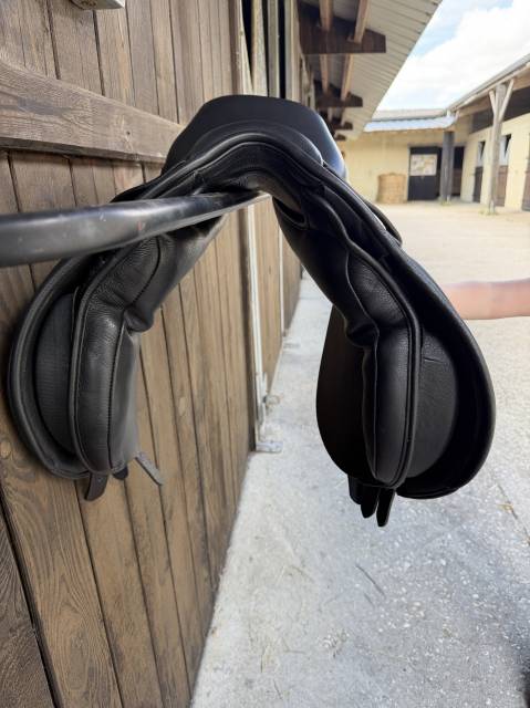Selle Kent & Master Cob mixte 17"