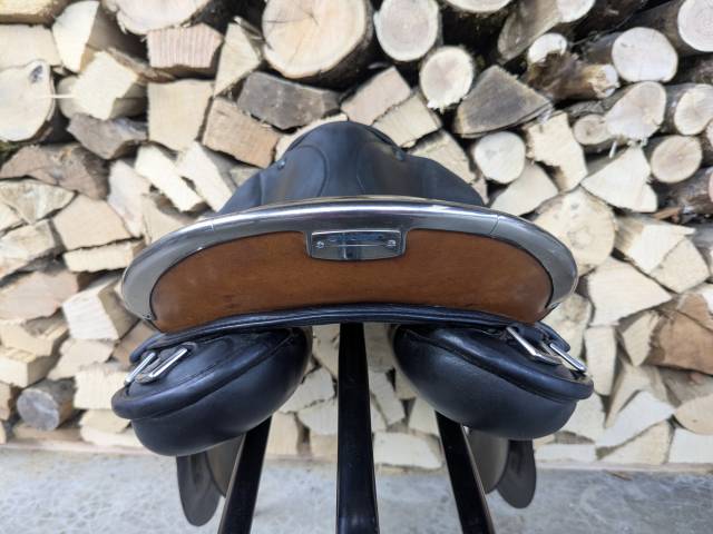 Selle d'&eacute;quitation St&uuml;bben Scout 18/31