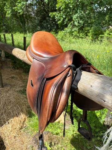 Selle Child&eacute;ric CSO 17,5 double quartier &ndash; bon &eacute;tat