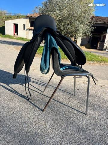 Selle de dressage Norton pro 18&rsquo;