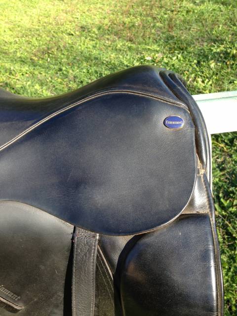 Selle de dressage cuir 17,5 pouces euroriding