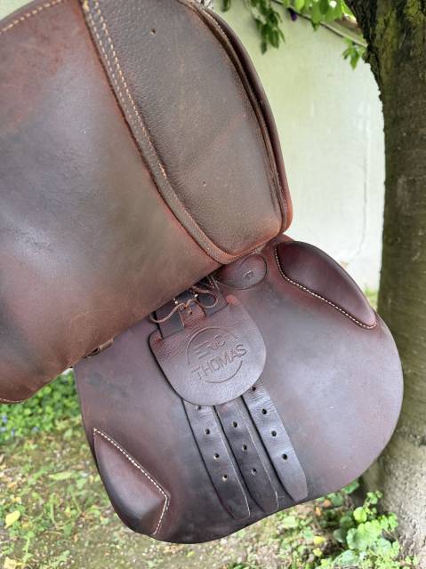 Selle Eric Thomas 17 pouces mixte 