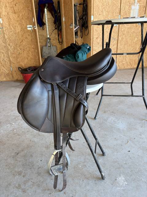 Selle forestier tr&egrave;s bon &eacute;tat