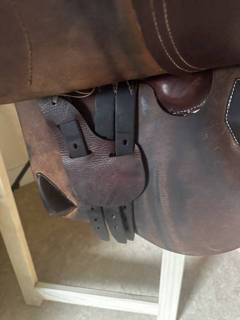Vends selle Antar&egrave;s Connexion taille 17", quartiers 2+2