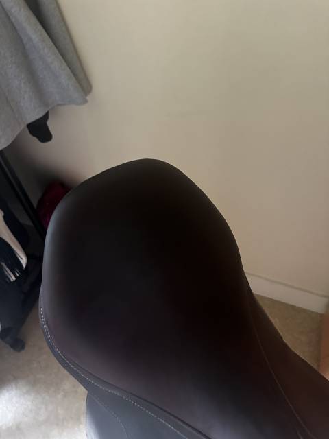 Vends selle Antar&egrave;s Connexion taille 17", quartiers 2+2