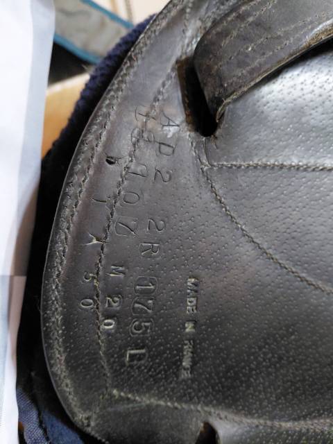 Selle de dressage 