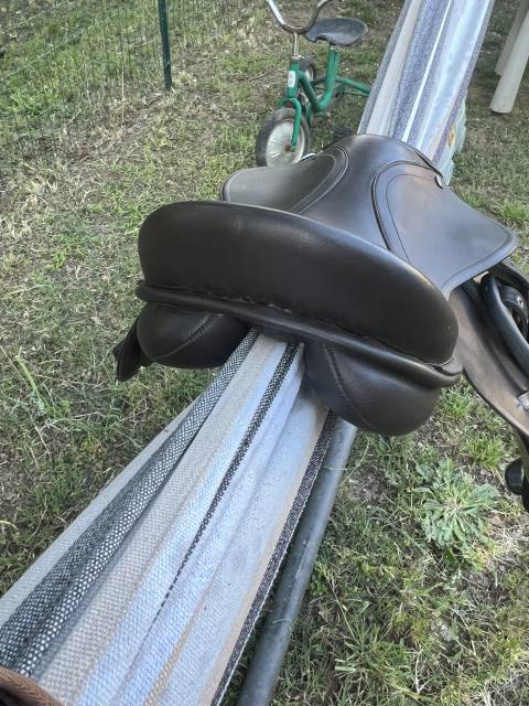 Selle mixte d&rsquo;&eacute;quitation 