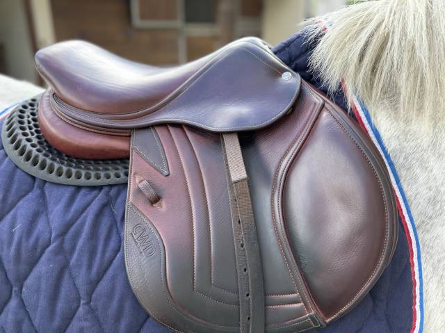 Selle CWD junior 15,5 doublee veau