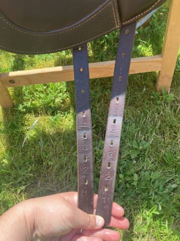 Selle dressage marron prestige, sellerie Fouilloux