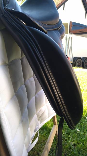 Selle Dressage MEYER  Monoquartier 17&ldquo;