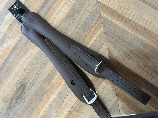 &Eacute;trivi&egrave;re Norton marron taille S neuve 