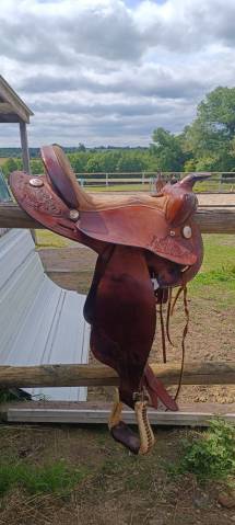 Selle western am&eacute;ricaine cheval