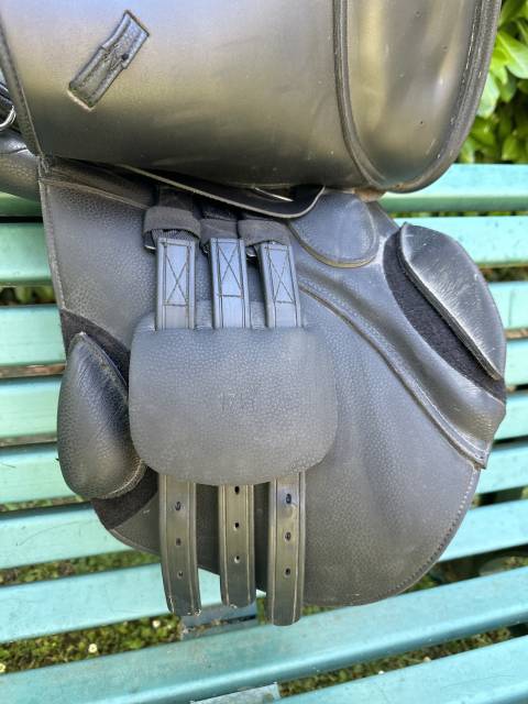 Selle Norton Pro Mixte Noire 17,5