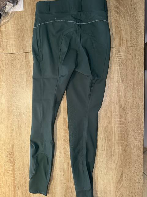 Pantalon ride and rug
