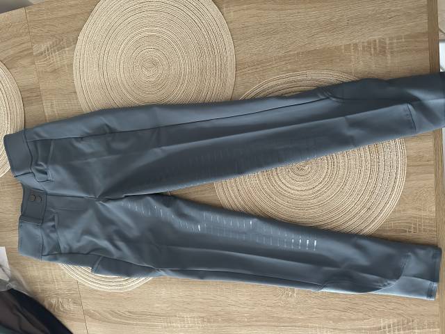 Pantalon ride and rug 