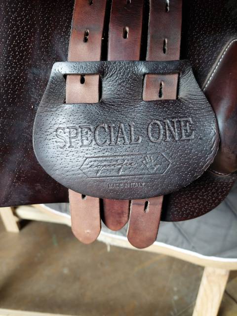 Selle equipe sp&eacute;cial i-carbone 17&rsquo;5