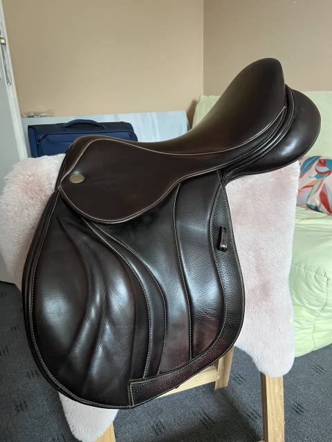 Selle Fairfax 17,5 pouces 