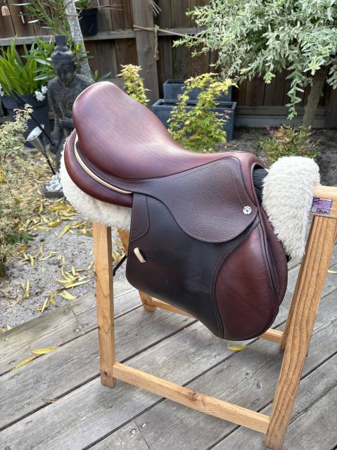 Selle CWD 17,5 - tr&egrave;s bon &eacute;tat 