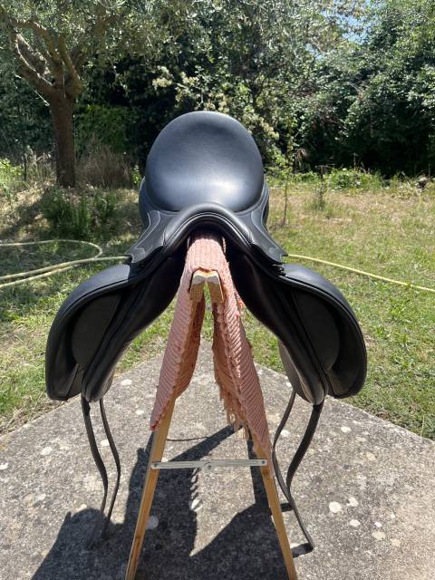 Selle de dressage Ikonic &Eacute;volution 