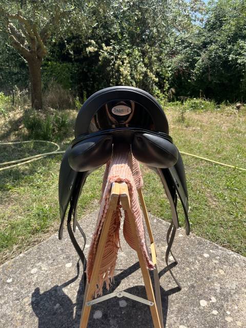 Selle de dressage Ikonic &Eacute;volution 