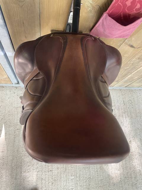 Selle de dressage cadence 