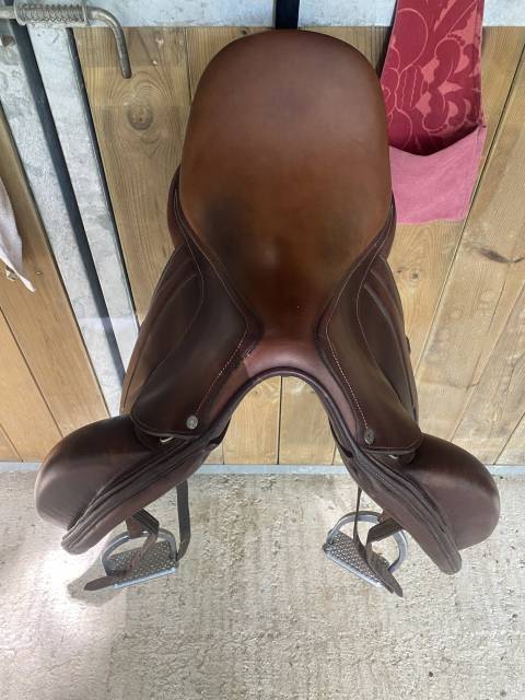 Selle de dressage cadence 