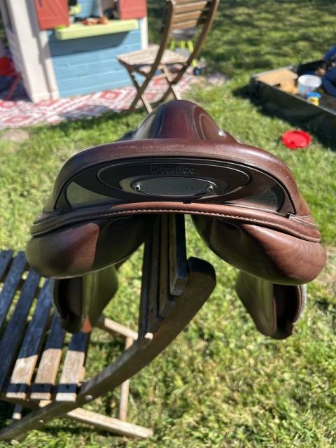 Selle prestige &Eacute;dition limit&eacute;e Meredith 