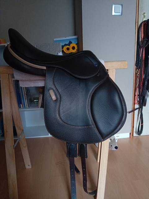 Selle IKONIC Light horse Ball 