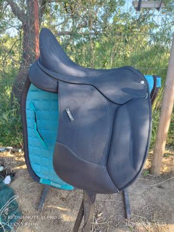 Selle Wintec pro dressage 17,5" neuve