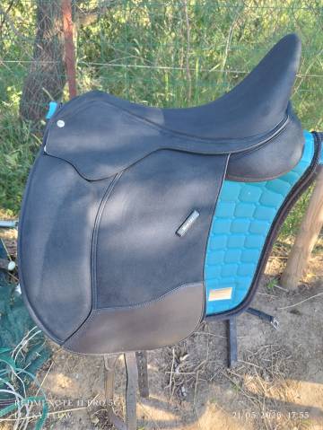 Selle Wintec pro dressage 17,5" neuve
