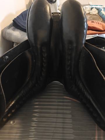Selle en cuir 